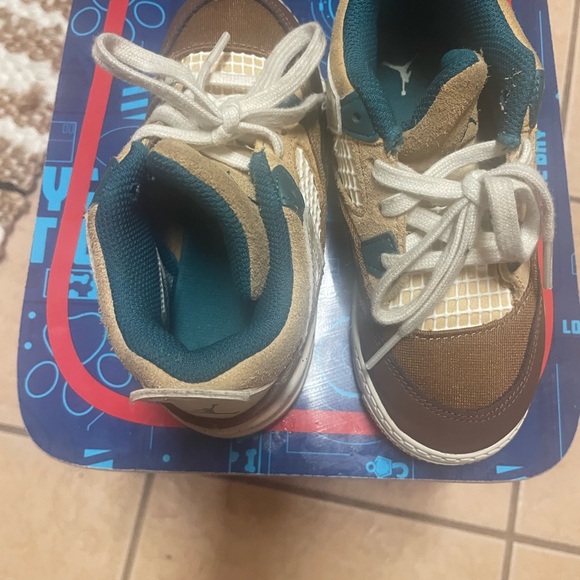 Toddler 10C Jordan’s - Picture 4 of 5